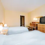 Hotel Sangate Airport