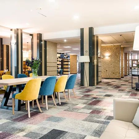 Sangate Airport Hotel