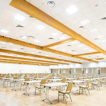 Sangate Airport Hotel