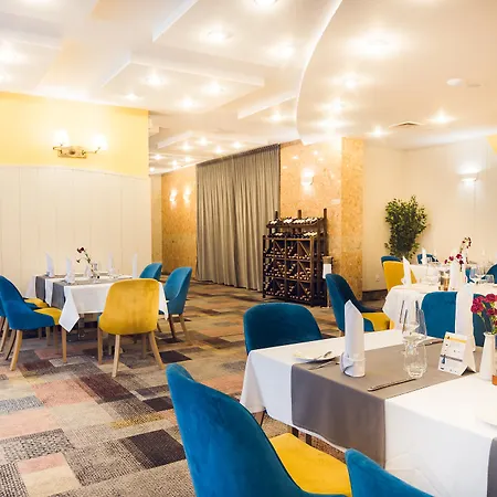 Hotel Sangate Airport Warschau