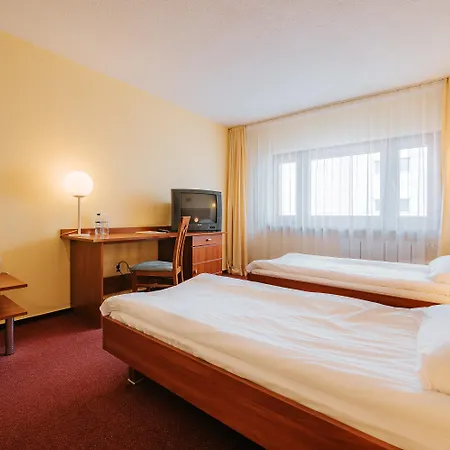 Sangate Airport Hotel Warsaw