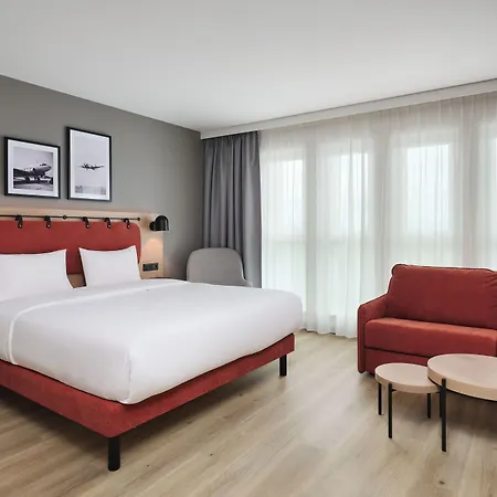 Hotel Sangate Airport