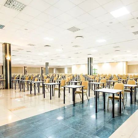 Sangate Airport Отель 3*