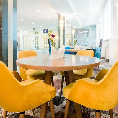 Sangate Airport Hotel