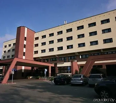 Sangate Airport Hotel